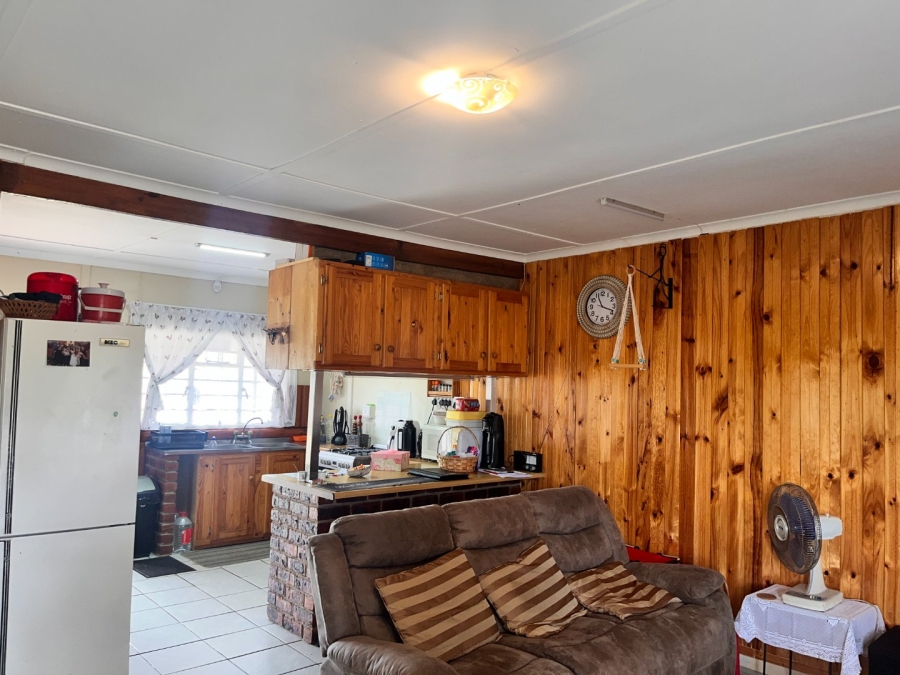 4 Bedroom Property for Sale in C Place Eastern Cape